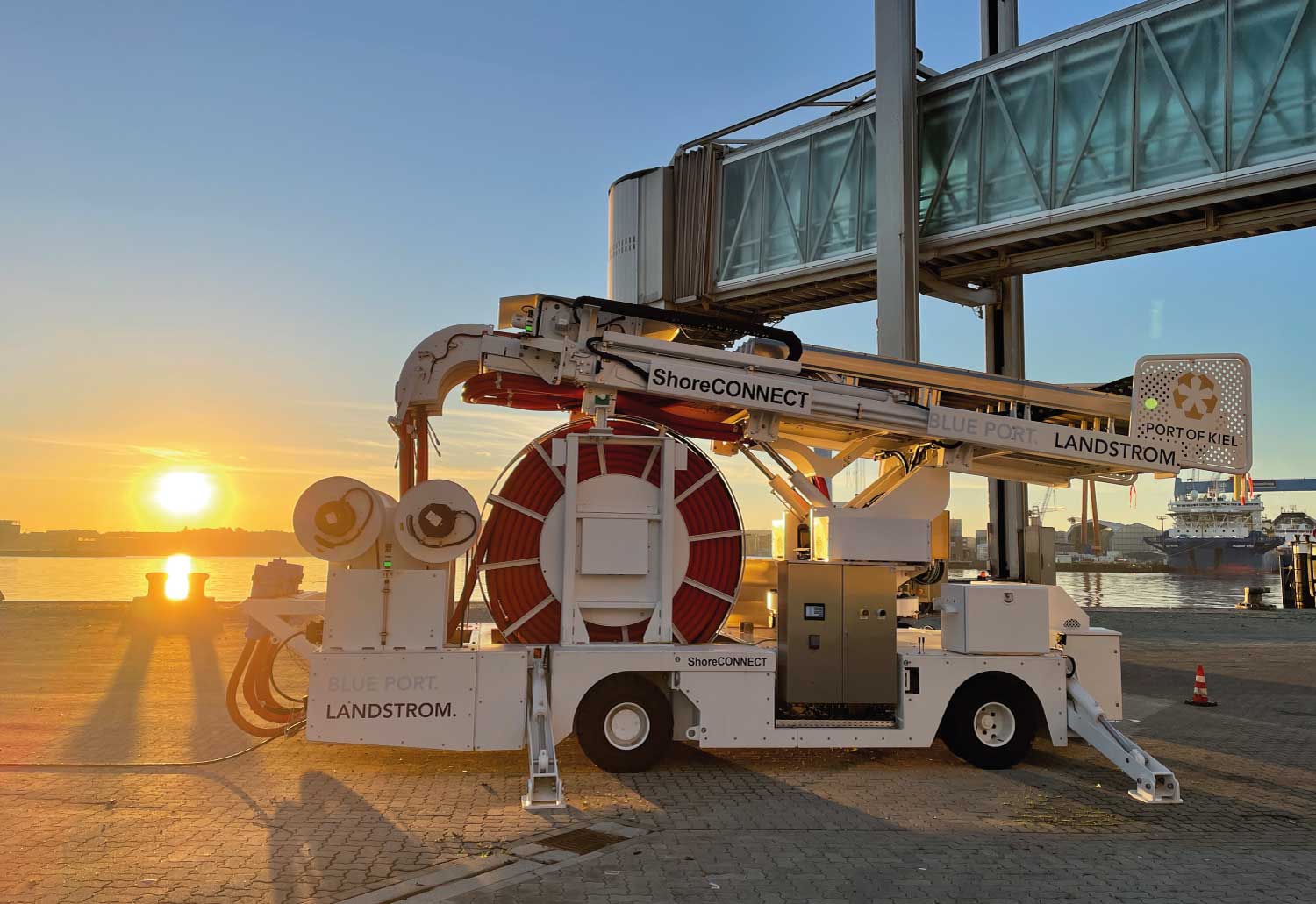 Kabelwagen zur Verbindung Anschlusspunkt zum Schiff